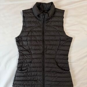 Lululemon Pack It Down vest- size 6